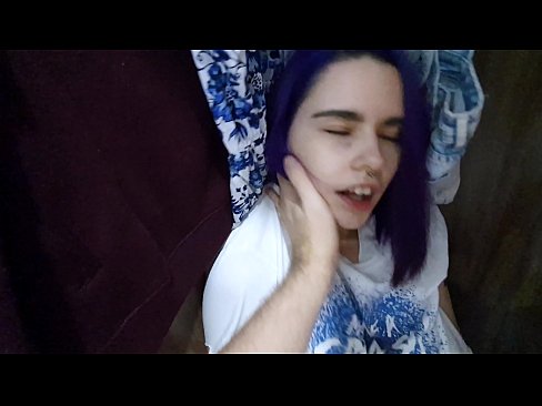 ❤️ Našao sam svoju sestru u ormaru i pomogao joj da svrši Jebeni video na hr.mysexpics.ru ❌❤